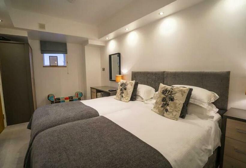 Апартаменты 1 Спальня, Nell Gwynn House Apartments & Rooms