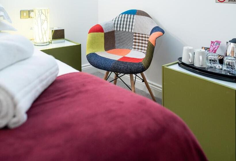 Номер Стандарт, Nell Gwynn House Apartments & Rooms