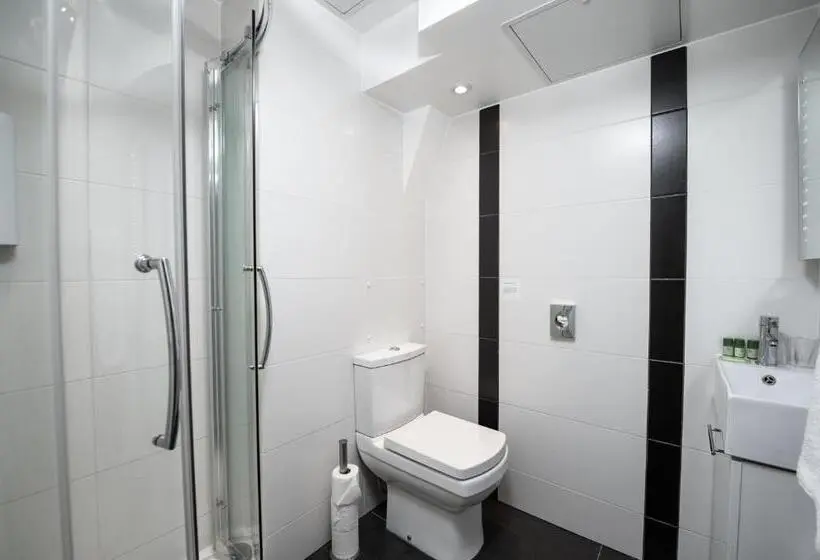 Economy Yhden Hengen Huone, Nell Gwynn House Apartments & Rooms