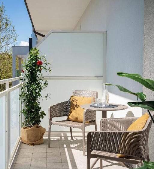 סטודיו סטנדרט עם מרפסת, Nido Suite & Apartments