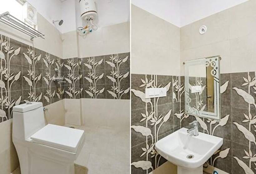 デラックスルーム, Fabhotel Atharv Palace