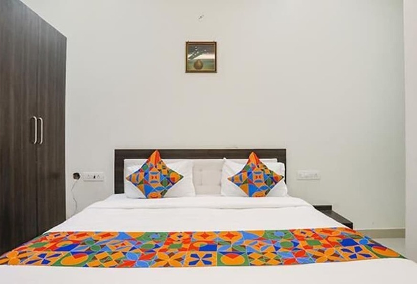 デラックスルーム, Fabhotel Atharv Palace