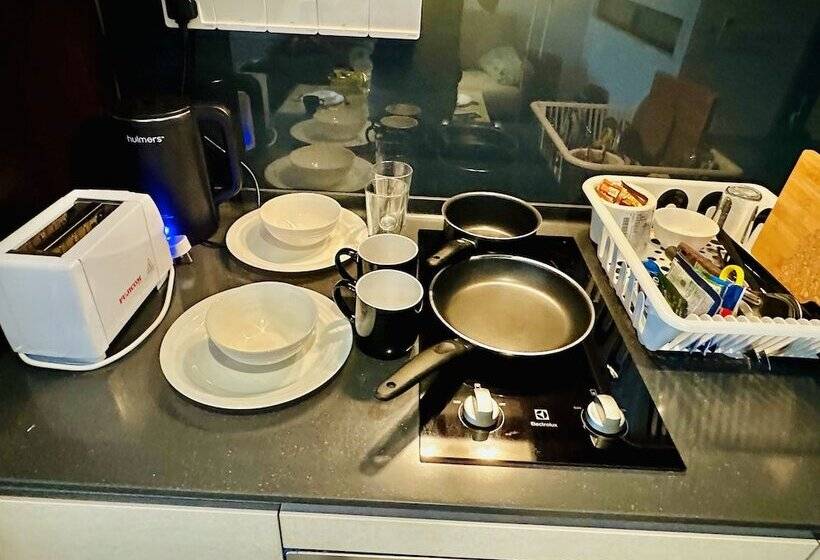 استودیوی استاندارد, Scarletz Suites Klcc By M Suites