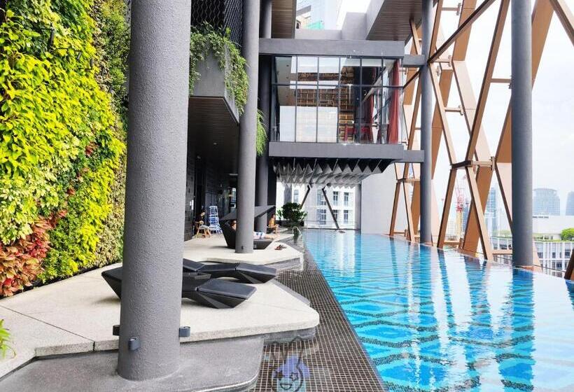 استودیوی سوپریور, Scarletz Suites Klcc By M Suites