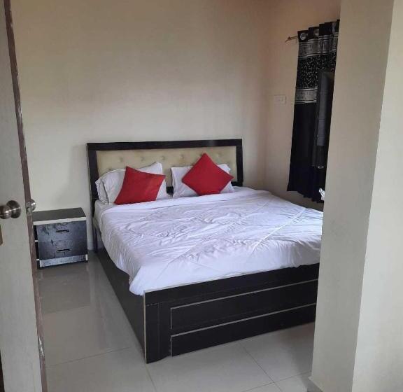 غرفة كلاسيكية ثلاثية, Spot On Hotel The Annie