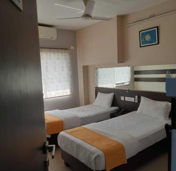 غرفة كلاسيكية ثلاثية, Spot On Hotel The Annie