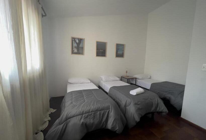 اتاق استاندارد سه نفره, Casa Montaña