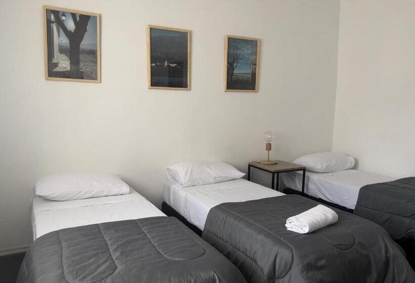 اتاق استاندارد سه نفره, Casa Montaña