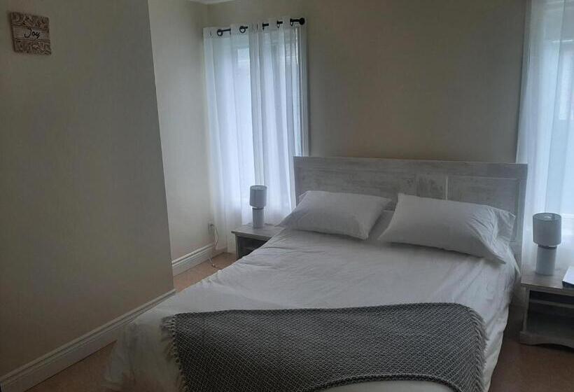 Standard room with outdoor bath, La Maison Aux Camélias