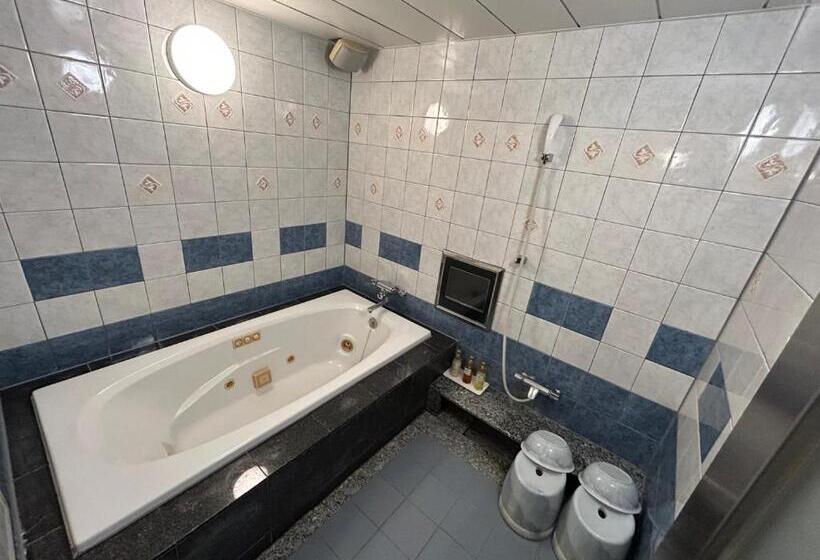 Camera Standard, Purpleeye