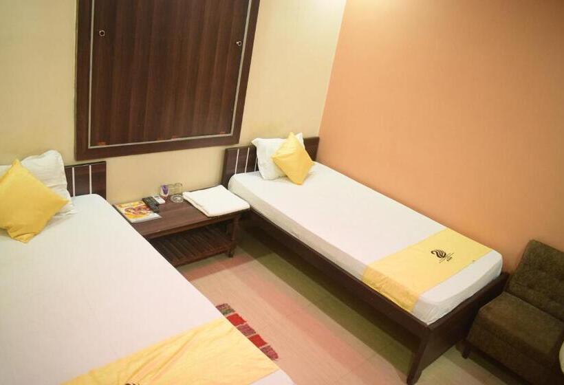 חדר דלוקס, Shakuntla Palace