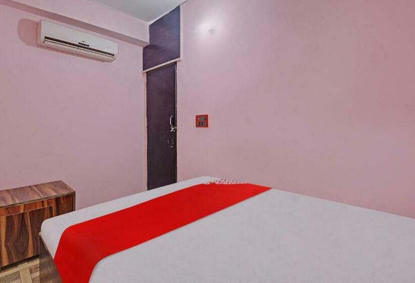 Трехместный Номер Классика, Flagship Red Rose Hotel & Banquet