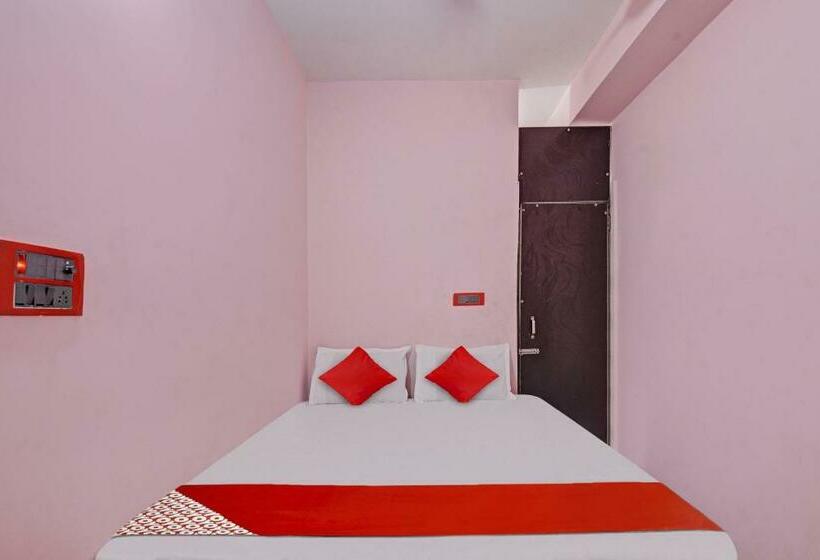 Трехместный Номер Классика, Flagship Red Rose Hotel & Banquet