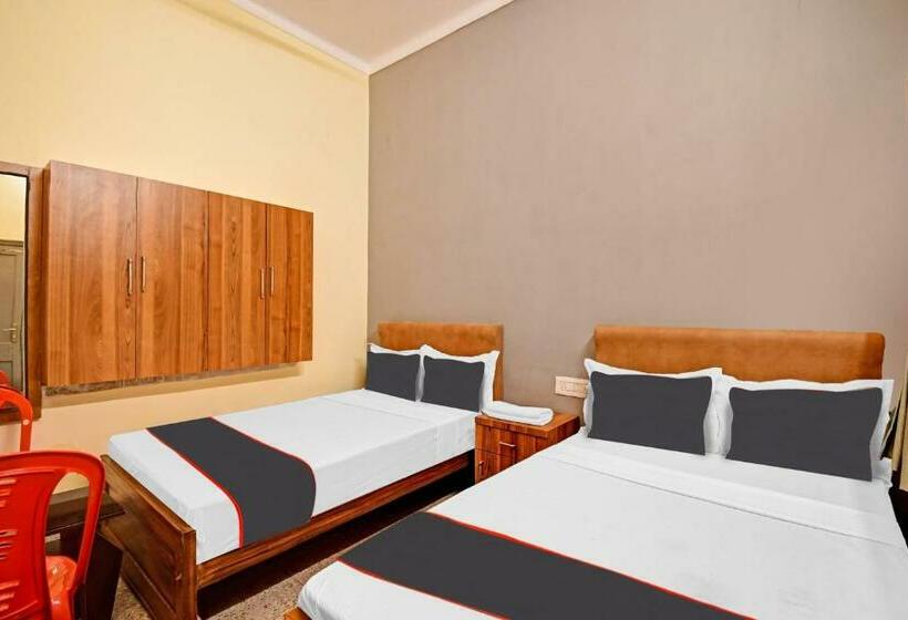 トリプルクラシックルーム, Collection O Nilanjana