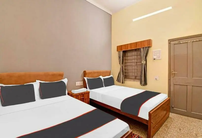 Classic Kolmen Hengen Huone, Collection O Nilanjana