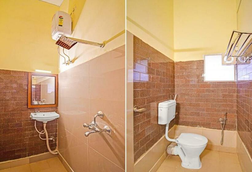 トリプルクラシックルーム, Collection O Nilanjana