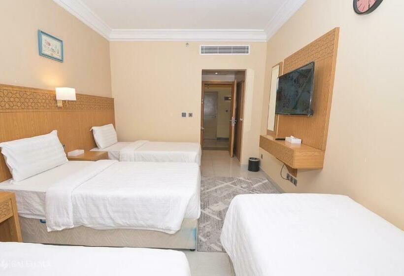 اتاق استاندارد چهار تخته, Nawazi Towers