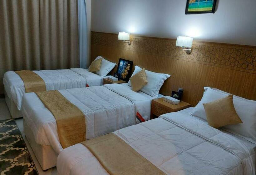 اتاق استاندارد چهار تخته, Nawazi Towers