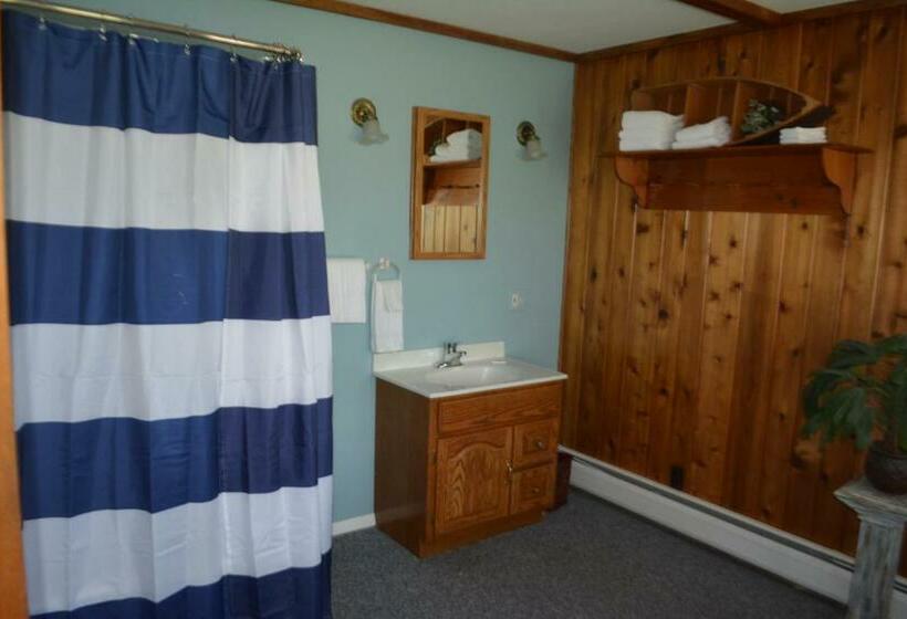 스탠다드 룸 킹사이즈 침대, Chateau Country Inn