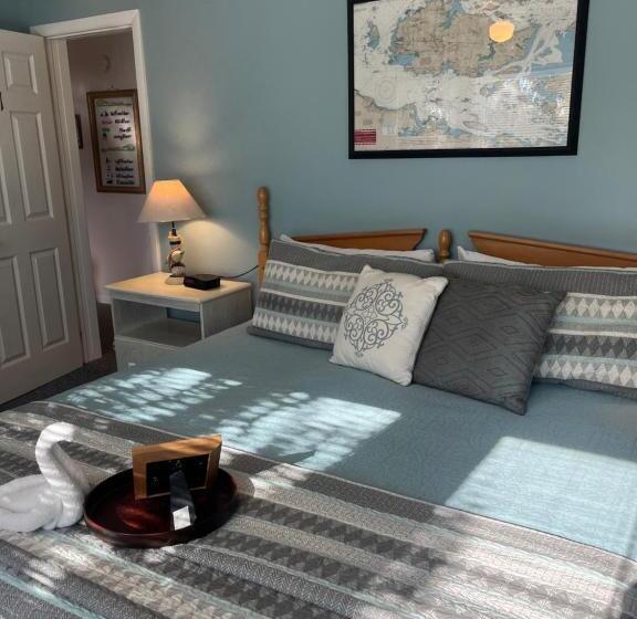 스탠다드 룸 킹사이즈 침대, Chateau Country Inn