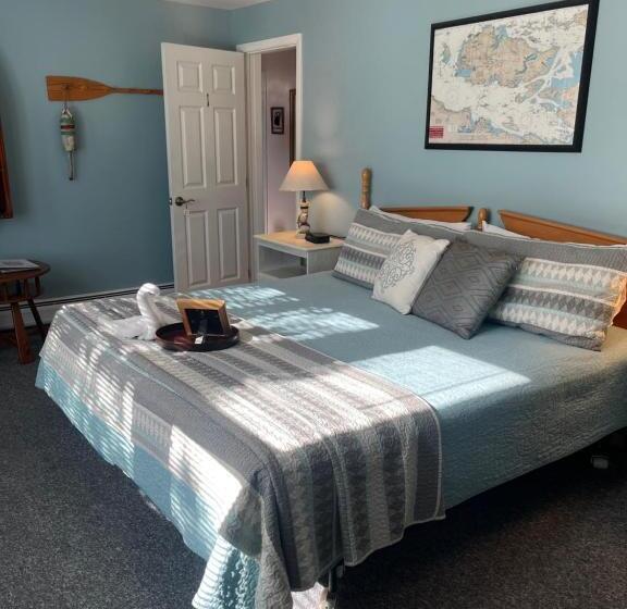 스탠다드 룸 킹사이즈 침대, Chateau Country Inn