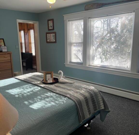 스탠다드 룸 킹사이즈 침대, Chateau Country Inn