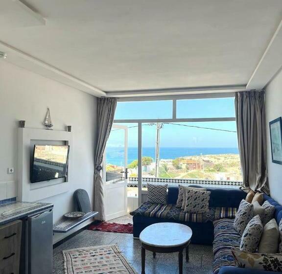 Студио Стандарт с Балконом, Big Blue Guest House