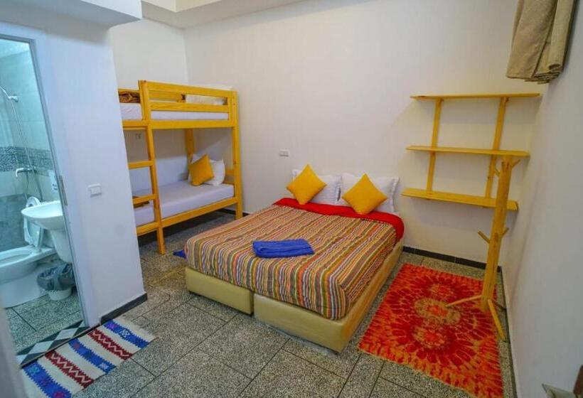 Семейный Номер, Big Blue Guest House