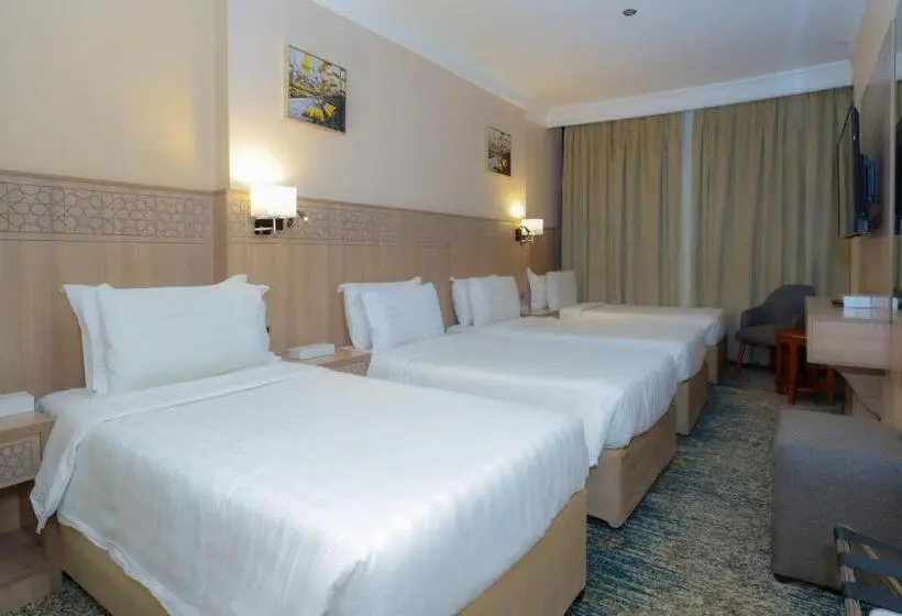 اتاق استاندارد چهار تخته, Nawazi Towers