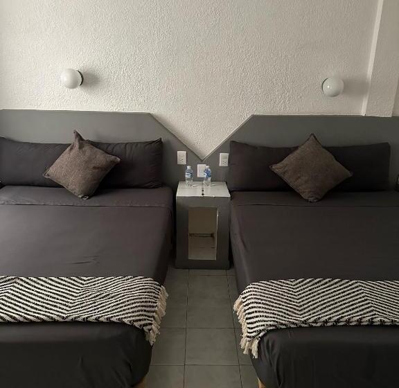 اتاق استاندارد با 2 تخت دوبل, Posada Jardín Aguascalientes