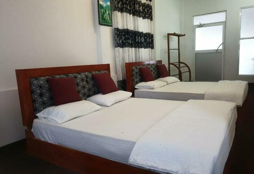 家庭间, Relax Lake View Resort