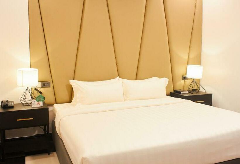 اتاق لوکس با تخت بزرگ, The Blu