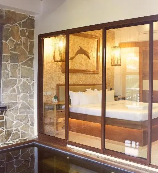 Suite with Pool, The Blu