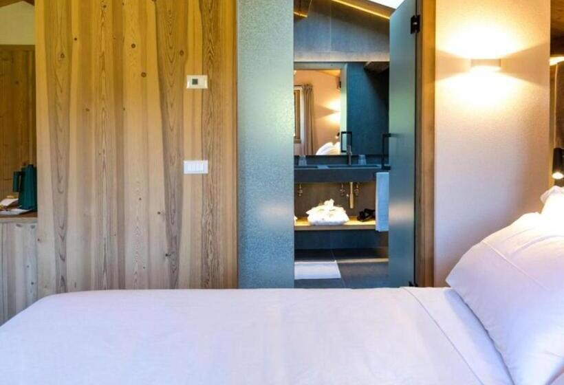 Президентский Люкс, Aura Relais