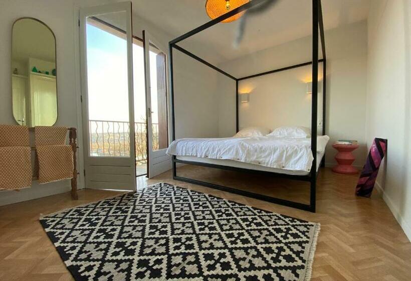 스탠다드 룸 킹사이즈 침대, Chateau De La Biste