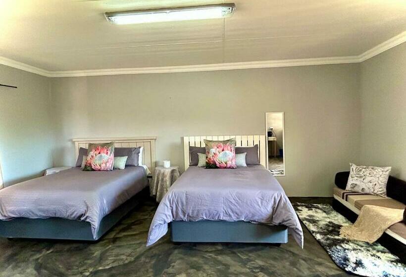 Семейный Номер, Protea Guesthouse