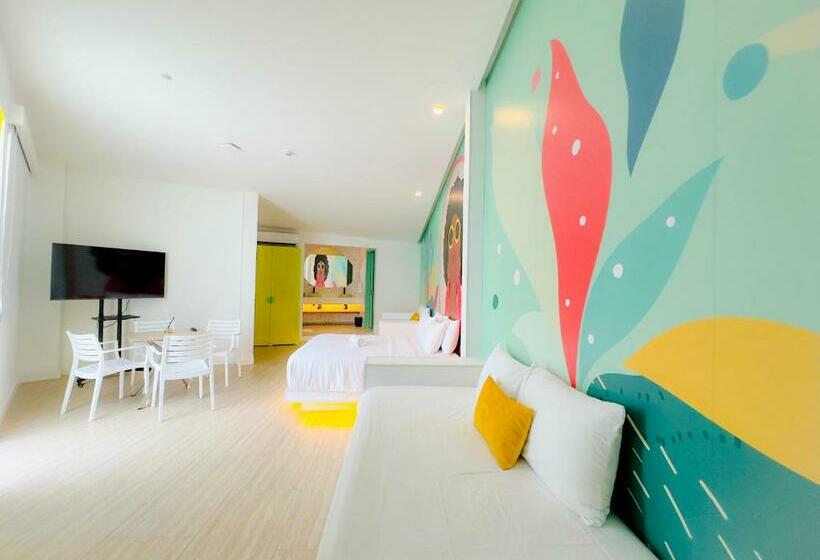 סוויטה משפחתית, Nomadic Design