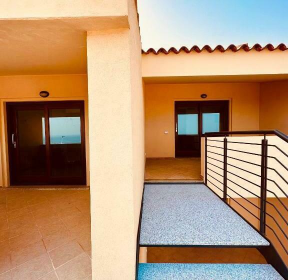 דירת חדר, Residence Le Rocce Rosse