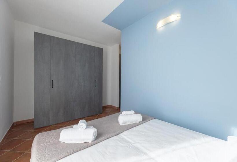 Апартаменты 2 Спальни, Residence Le Rocce Rosse