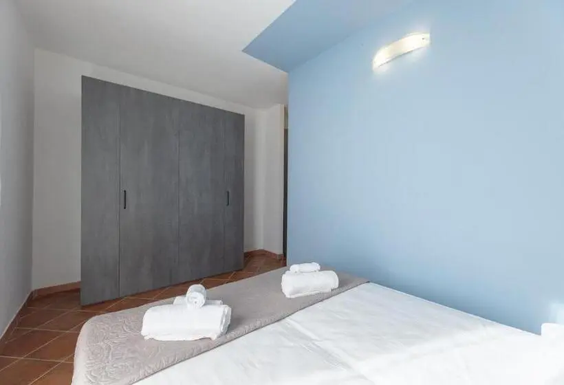 Huoneisto 2 Makuuhuonetta, Residence Rocce Rosse