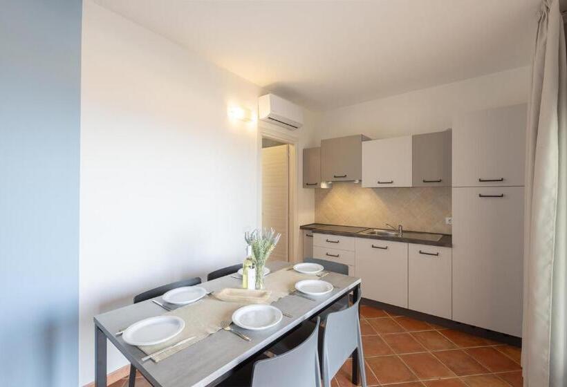Апартаменты 2 Спальни, Residence Le Rocce Rosse