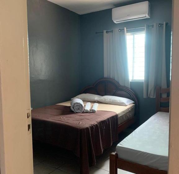 חדר בסיסי לשלושה, Pousada Portobello