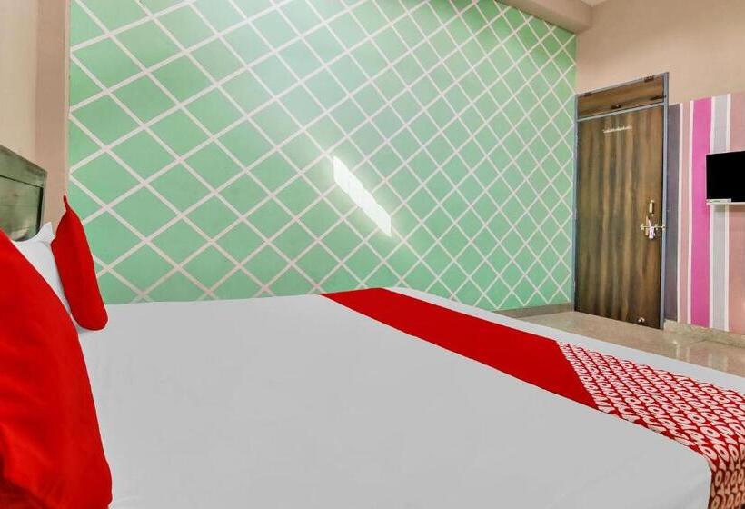 Habitació Triple Clàssica, Flagship Hotel Moon Paradise Inn