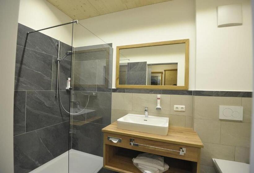 豪华房间, Das Dorfhotel Engl Grafinger