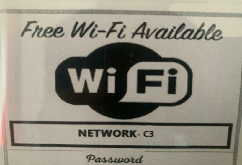 חדר סטנדרט לארבעה, Affittacamere Eroi