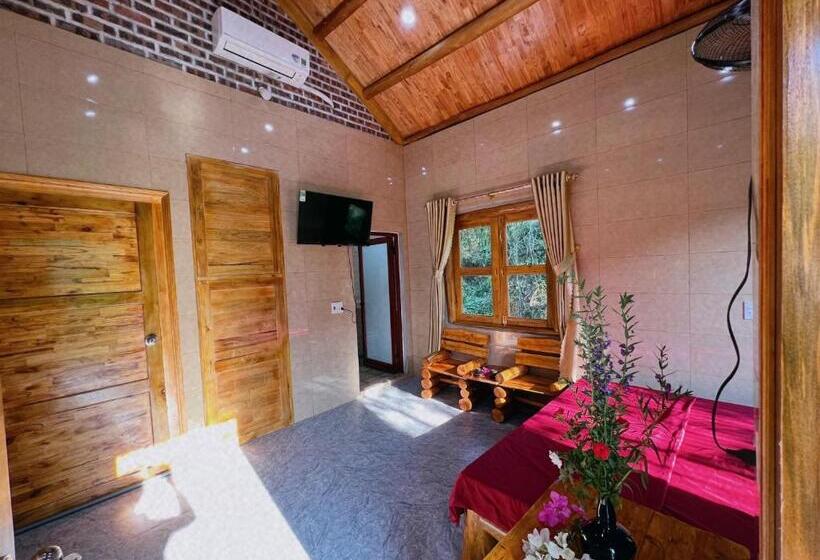 اتاق استاندارد با تخت بزرگ, A Sính Homestay