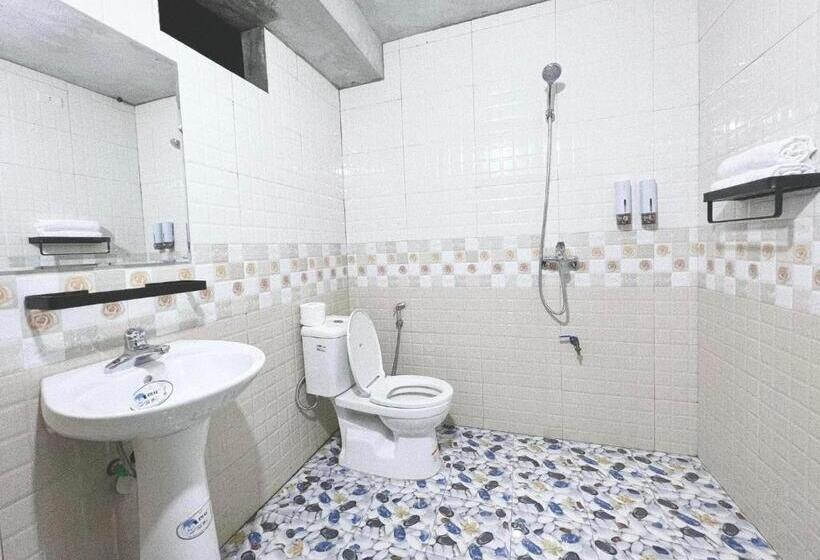 اتاق استاندارد با تخت بزرگ, A Sính Homestay