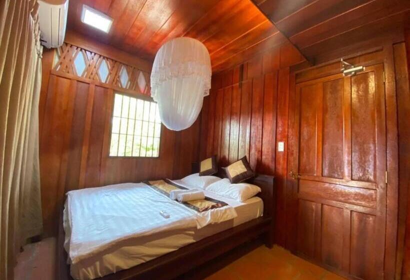 اتاق لوکس, Bungalow   Homestay Làng Bè