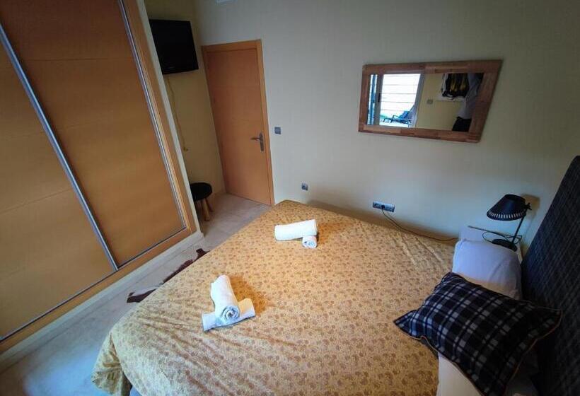 اتاق لوکس, Villa Aguilas Club Guest House