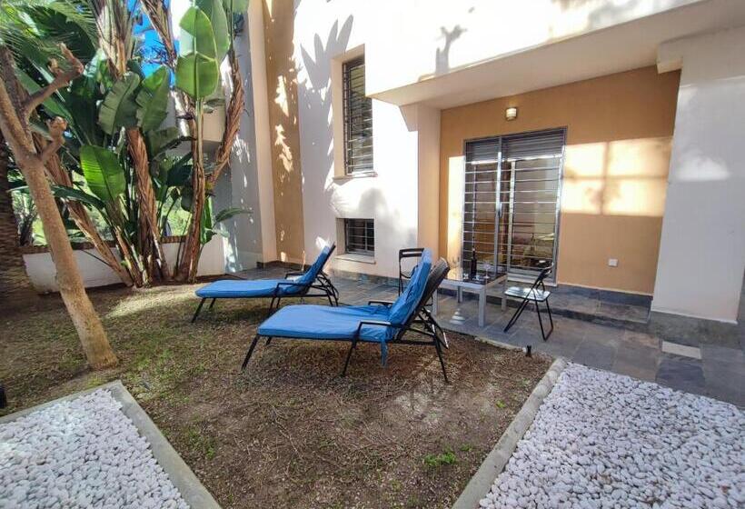 ویلای لوکس 1 خوابه, Villa Aguilas Club Guest House